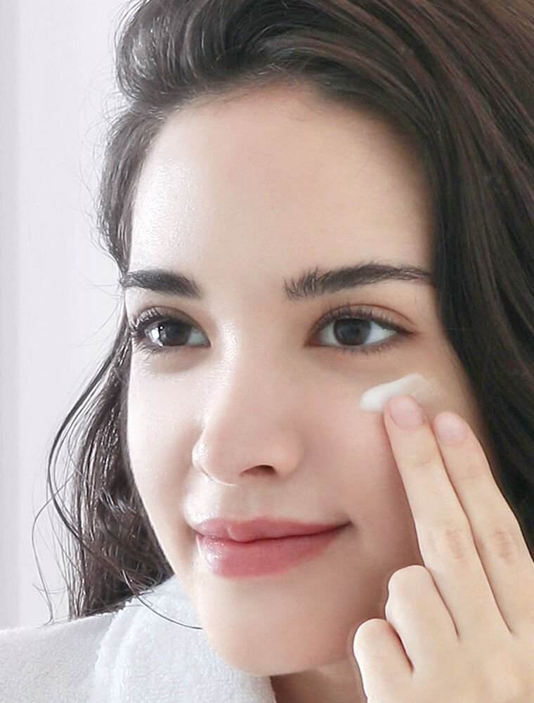 Only One Eye Cream For Face Aydınlatıcı Göz Çevresi Bakım Kremi 30 ml