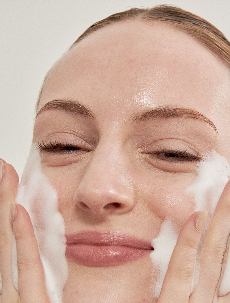 Pore Refine Deep Cleansing Foam Gözenek Bakımı Derinlemesine Temizleyici Yüz Köpüğü 120 ml